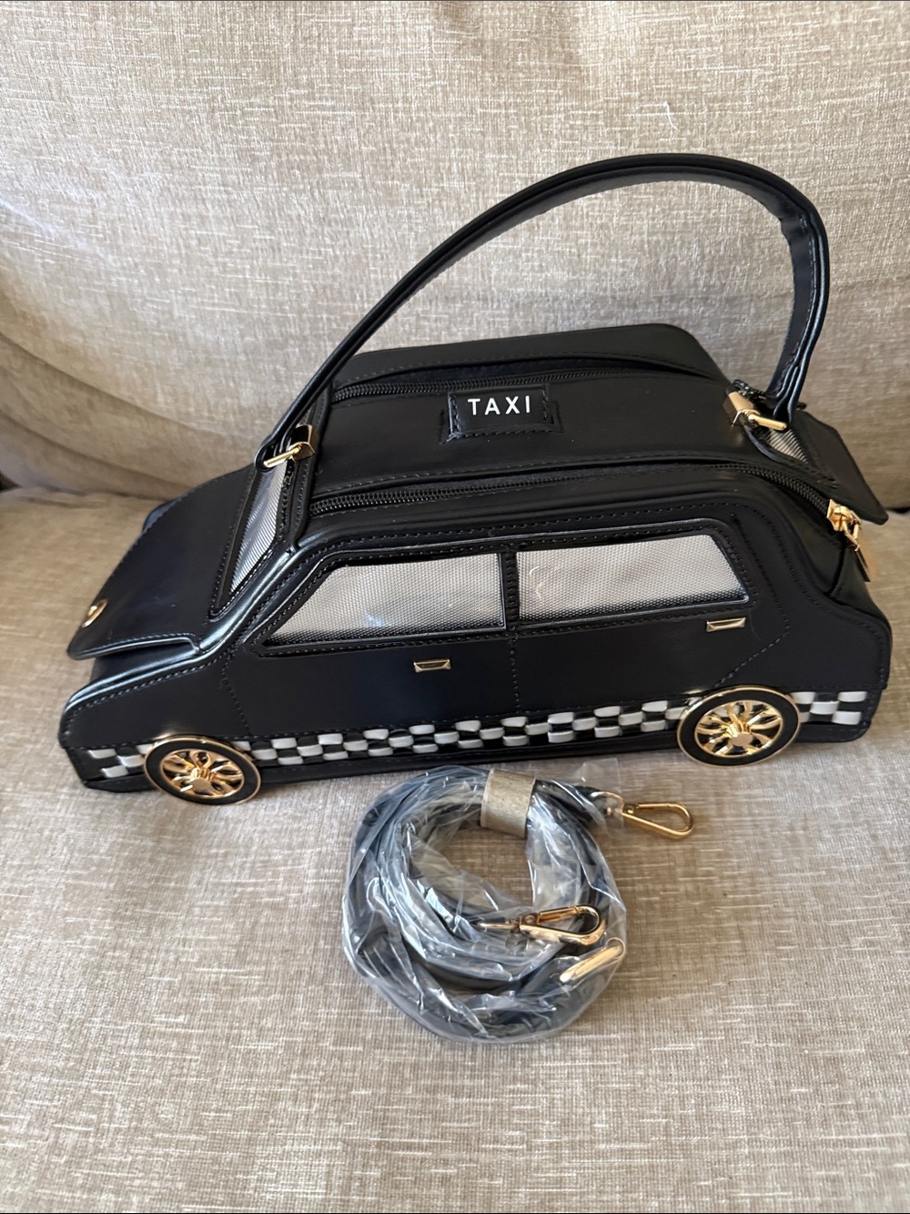 Taxi Black & Cream Novelty Taxi Satchel Bag